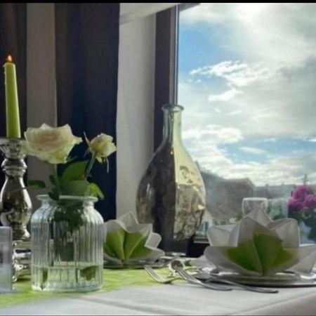 Süßen Hotel-Restaurant Und Gaestehaus Loewen מראה חיצוני תמונה