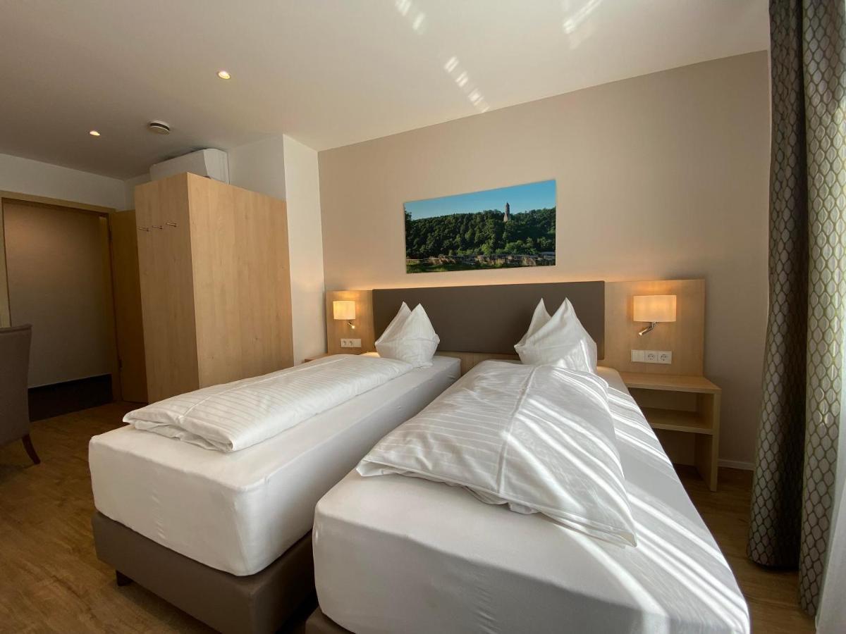 Süßen Hotel-Restaurant Und Gaestehaus Loewen מראה חיצוני תמונה