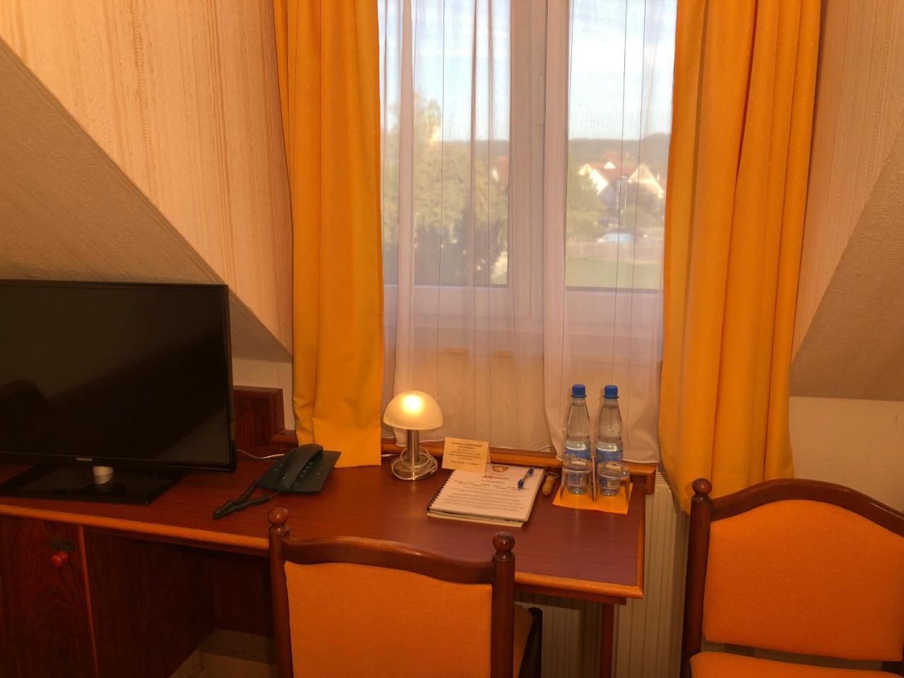 Süßen Hotel-Restaurant Und Gaestehaus Loewen מראה חיצוני תמונה